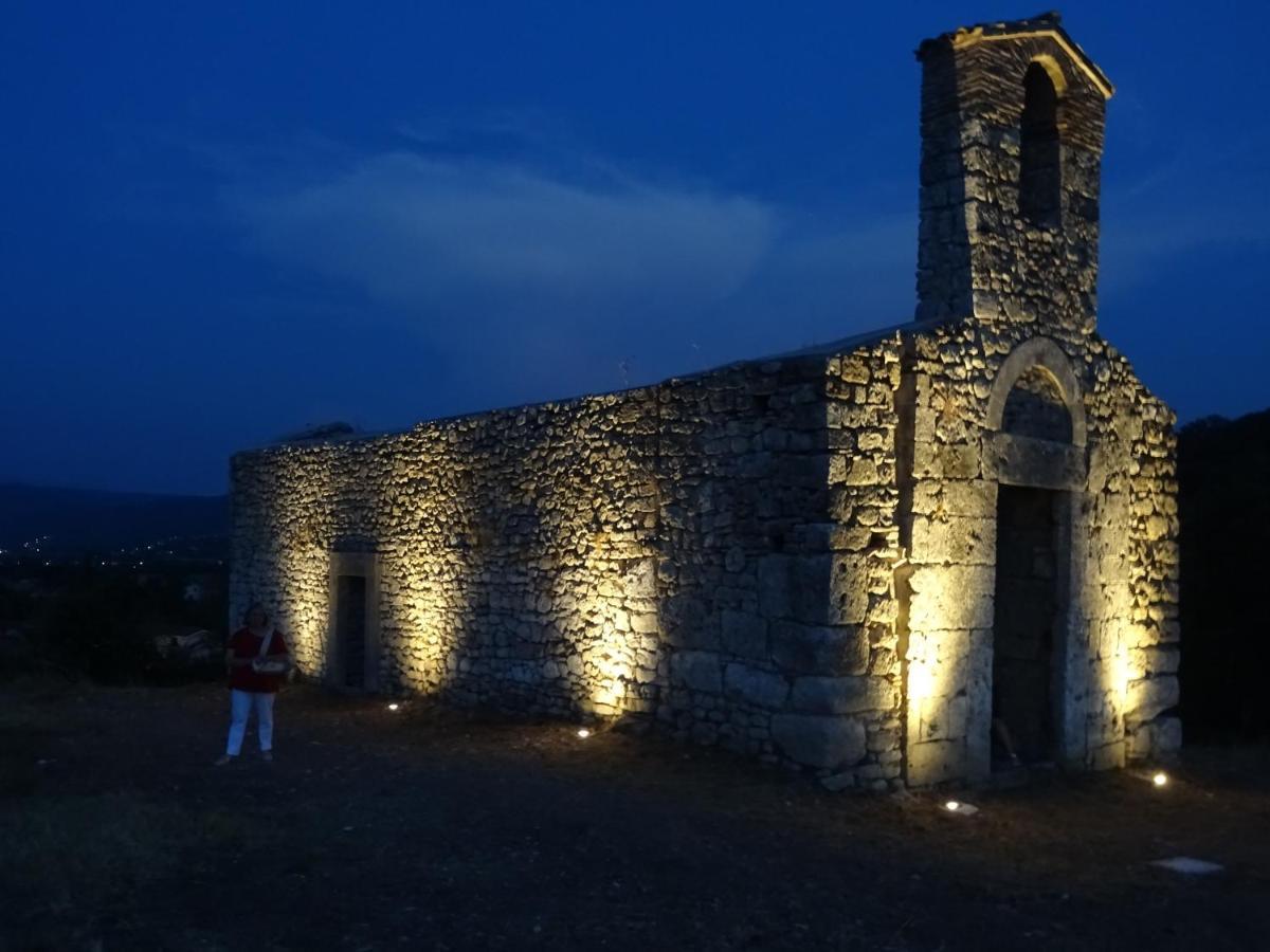 La Bottega Del Fabbro Affitto Breve Villa Contigliano Eksteriør bilde